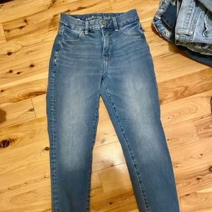 American Eagle the DREAM Jean! Cury High Rise Jegging